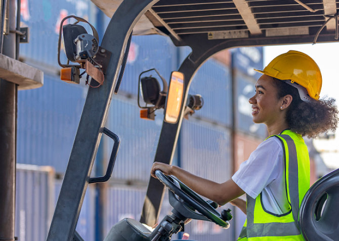 Experienced 2nd Shift Forklift Operator - Combined Warehouse LLC